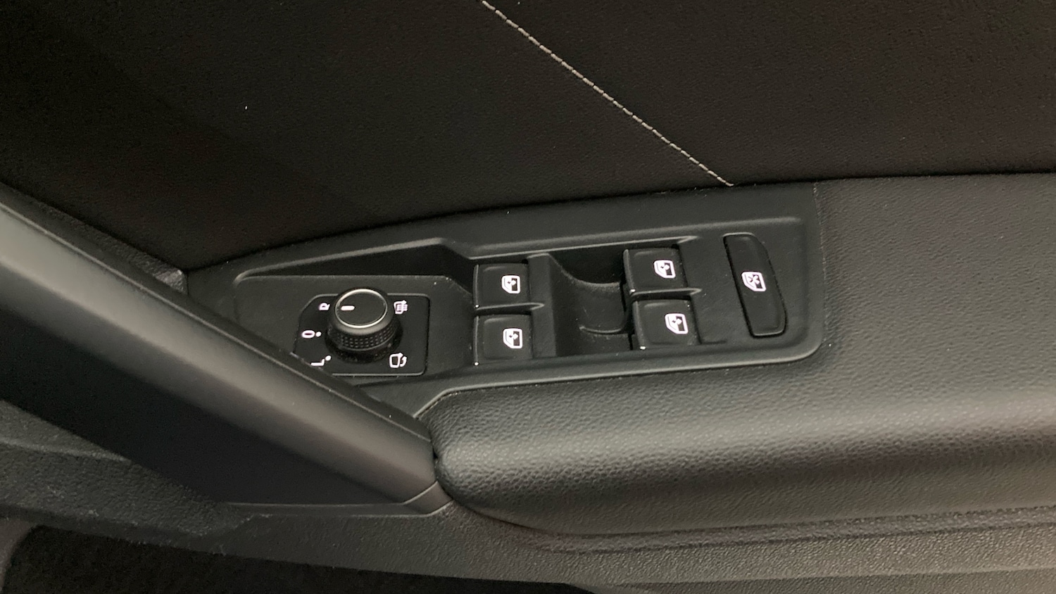 Used Volkswagen Tiguan 2021 for sale - 77935145: Photo 31