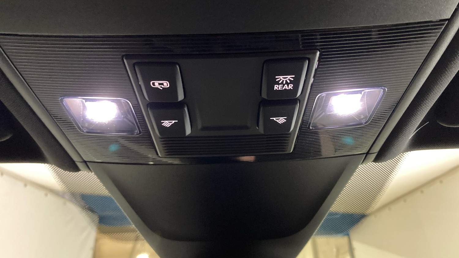 Used Volkswagen Tiguan 2021 for sale - 77935145: Photo 32