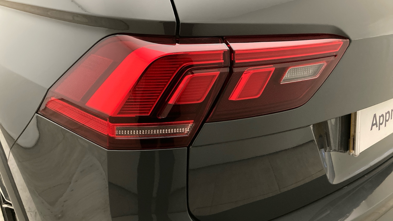 Used Volkswagen Tiguan 2021 for sale - 77935145: Photo 39