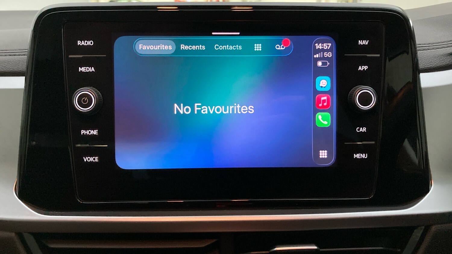 Used Volkswagen T-Roc 2023 for sale - 77691462: Photo 28