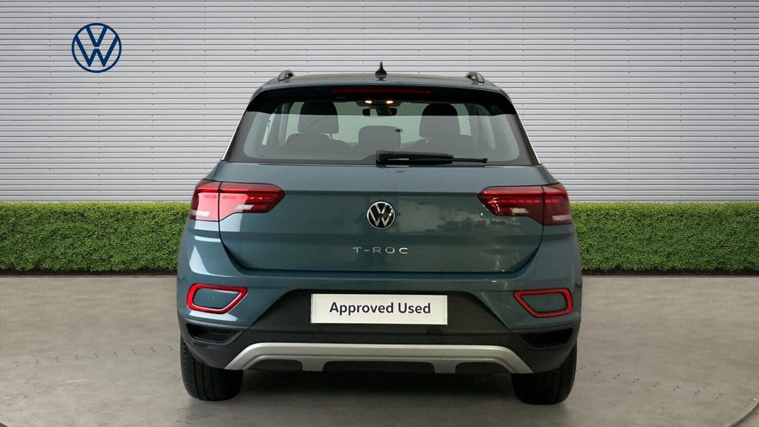 Used Volkswagen T-Roc 2023 for sale - 77691462: Photo 8