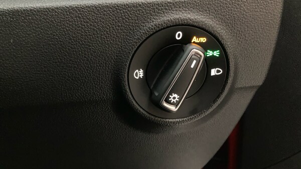 Used Volkswagen T-Roc 2023 for sale - 76127948: Photo 31
