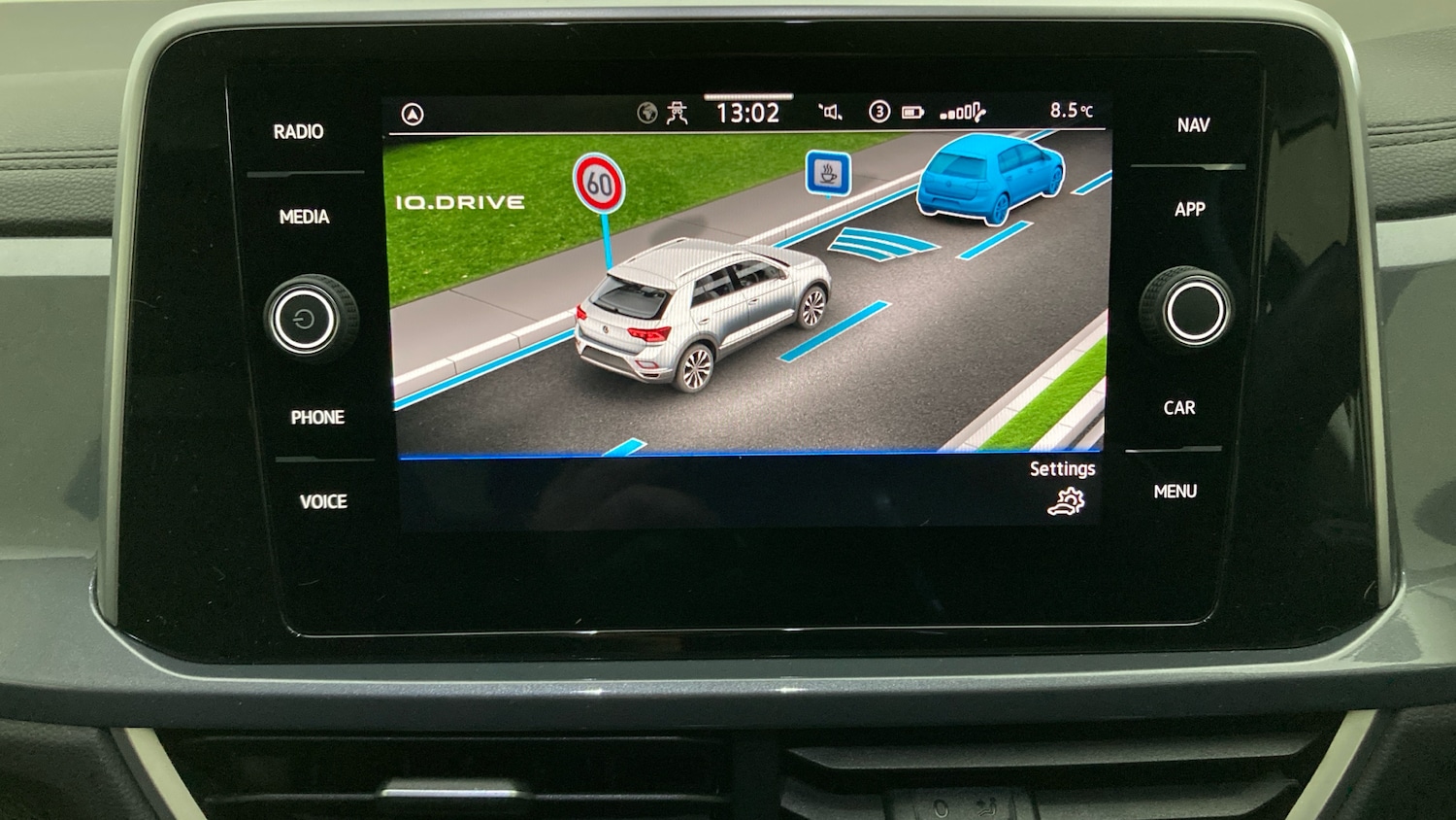 Used Volkswagen T-Roc 2023 for sale - 76779273: Photo 27