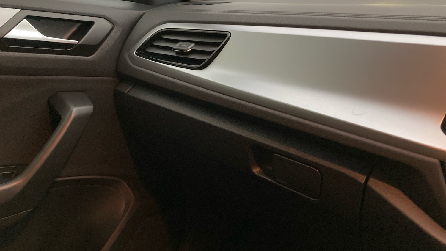 Used Volkswagen T-Roc 2025 for sale - 76181334: Photo 34