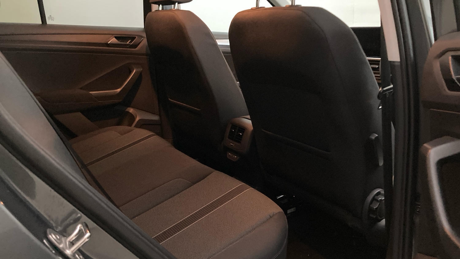 Used Volkswagen T-Roc 2025 for sale - 76181334: Photo 36