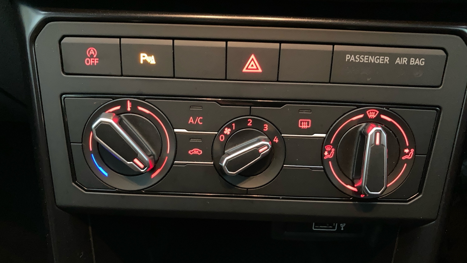 Used Volkswagen T-Cross 2020 for sale - 77432495: Photo 13