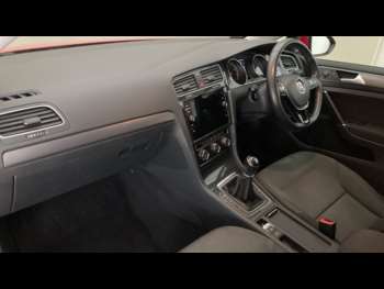 Used Volkswagen Golf 2018 for sale - 74627196: Photo