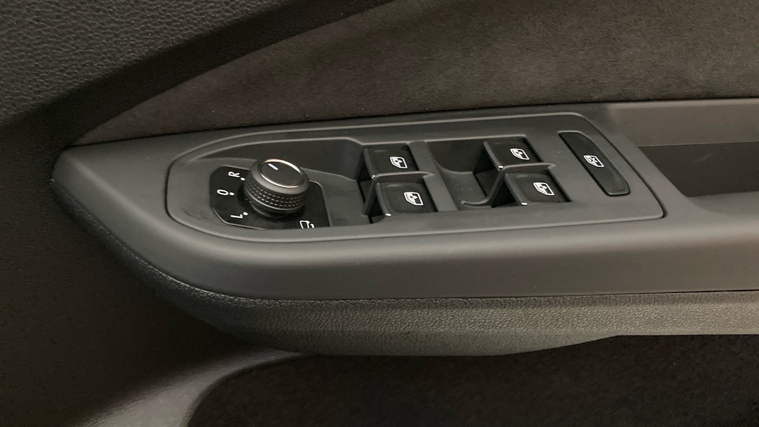 Used Volkswagen Golf 2025 for sale - 76683959: Photo 32