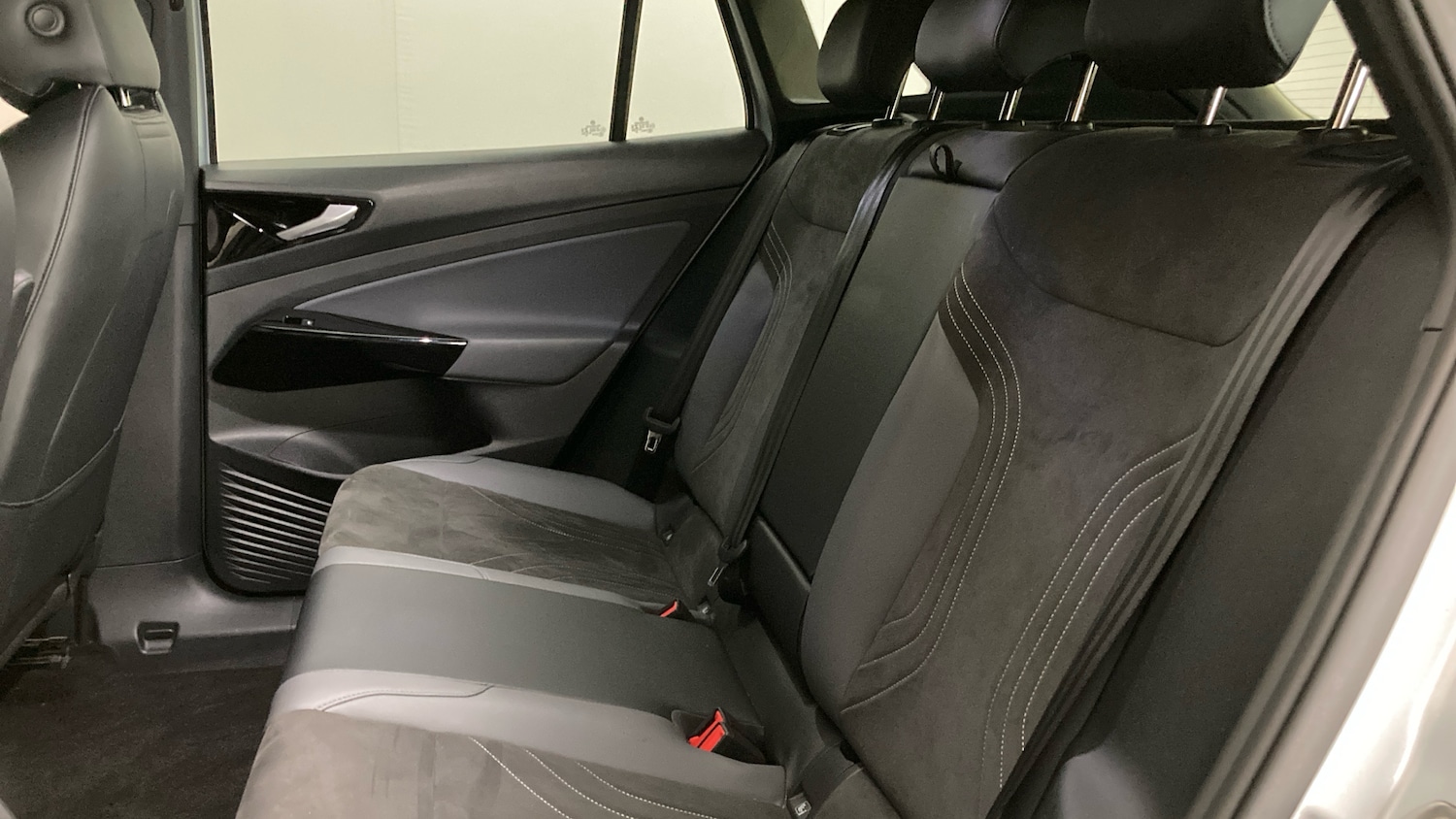 Used Volkswagen ID.4 2023 for sale - 77094362: Photo 16