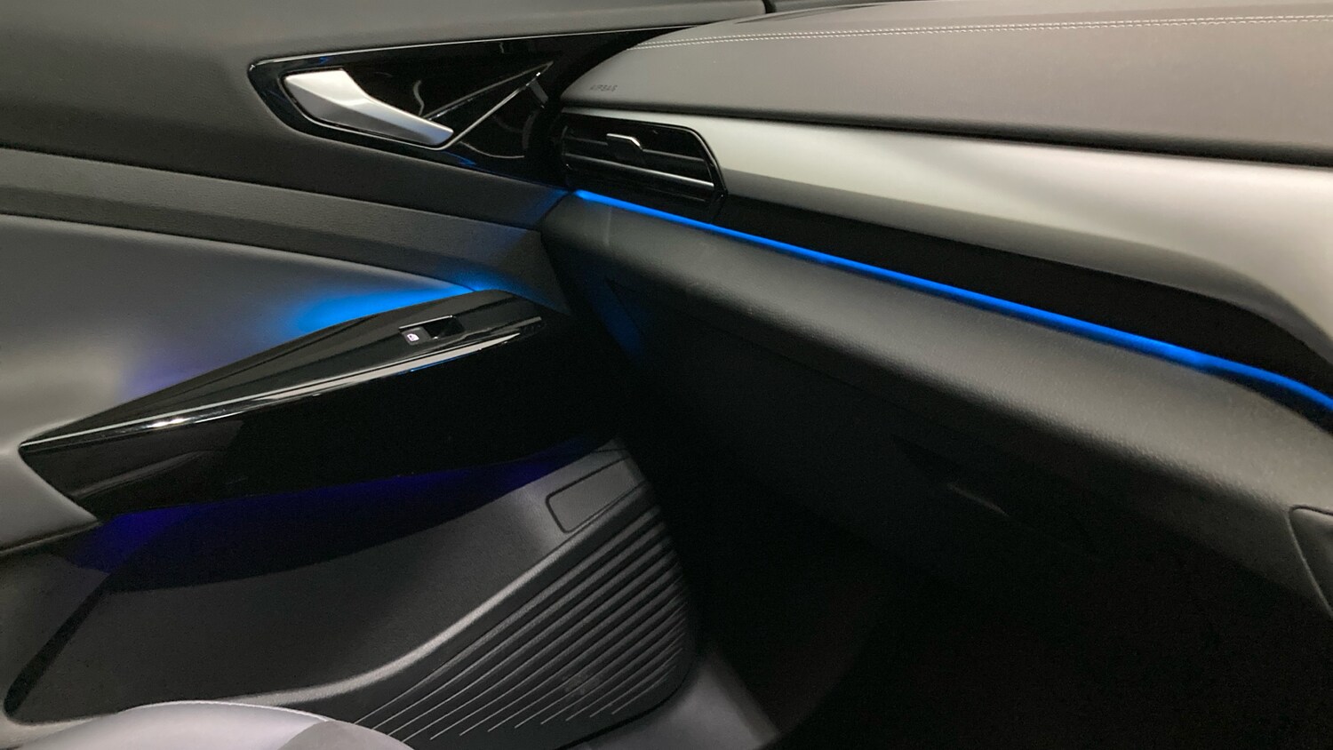 Used Volkswagen ID.4 2023 for sale - 77094362: Photo 33