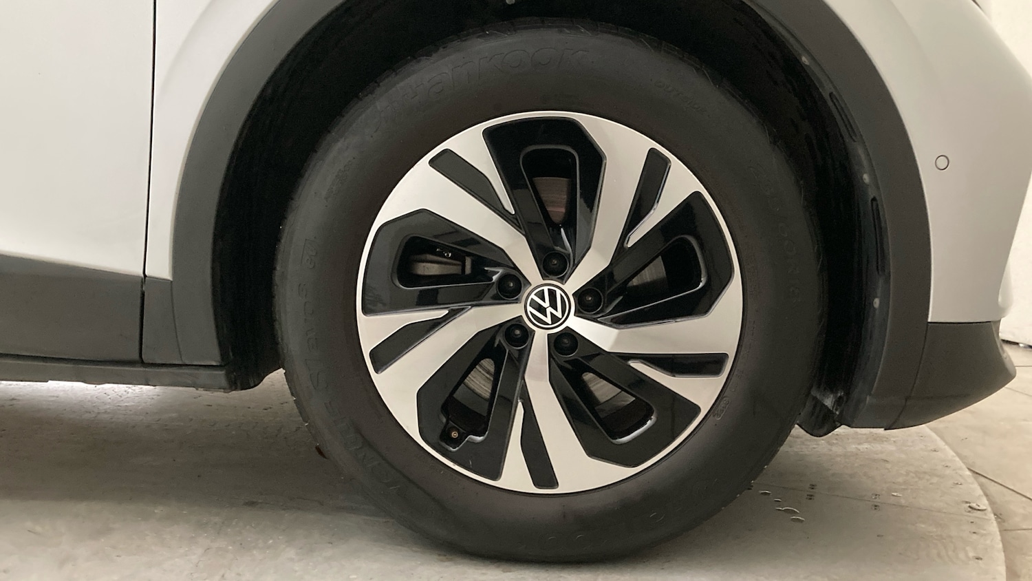 Used Volkswagen ID.4 2023 for sale - 77094362: Photo 5