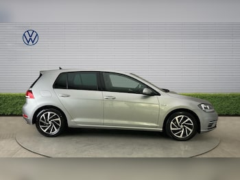 Used Volkswagen Golf 2019 for sale - 78325231: Photo