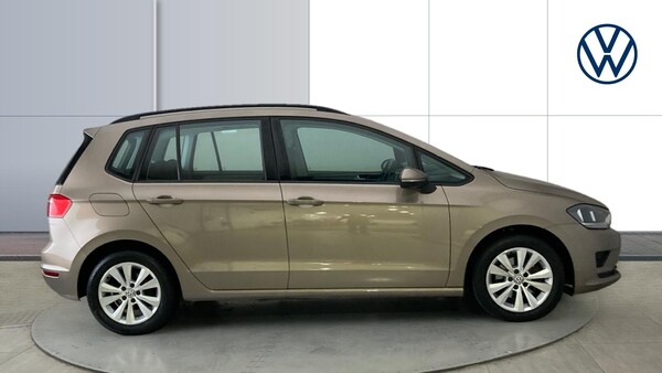 Used Volkswagen Golf SV 2015 for sale - 75651860: Photo 4