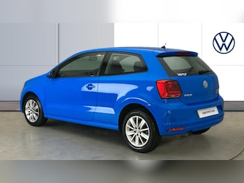 Used Volkswagen Polo 2016 for sale - 75606244: Photo