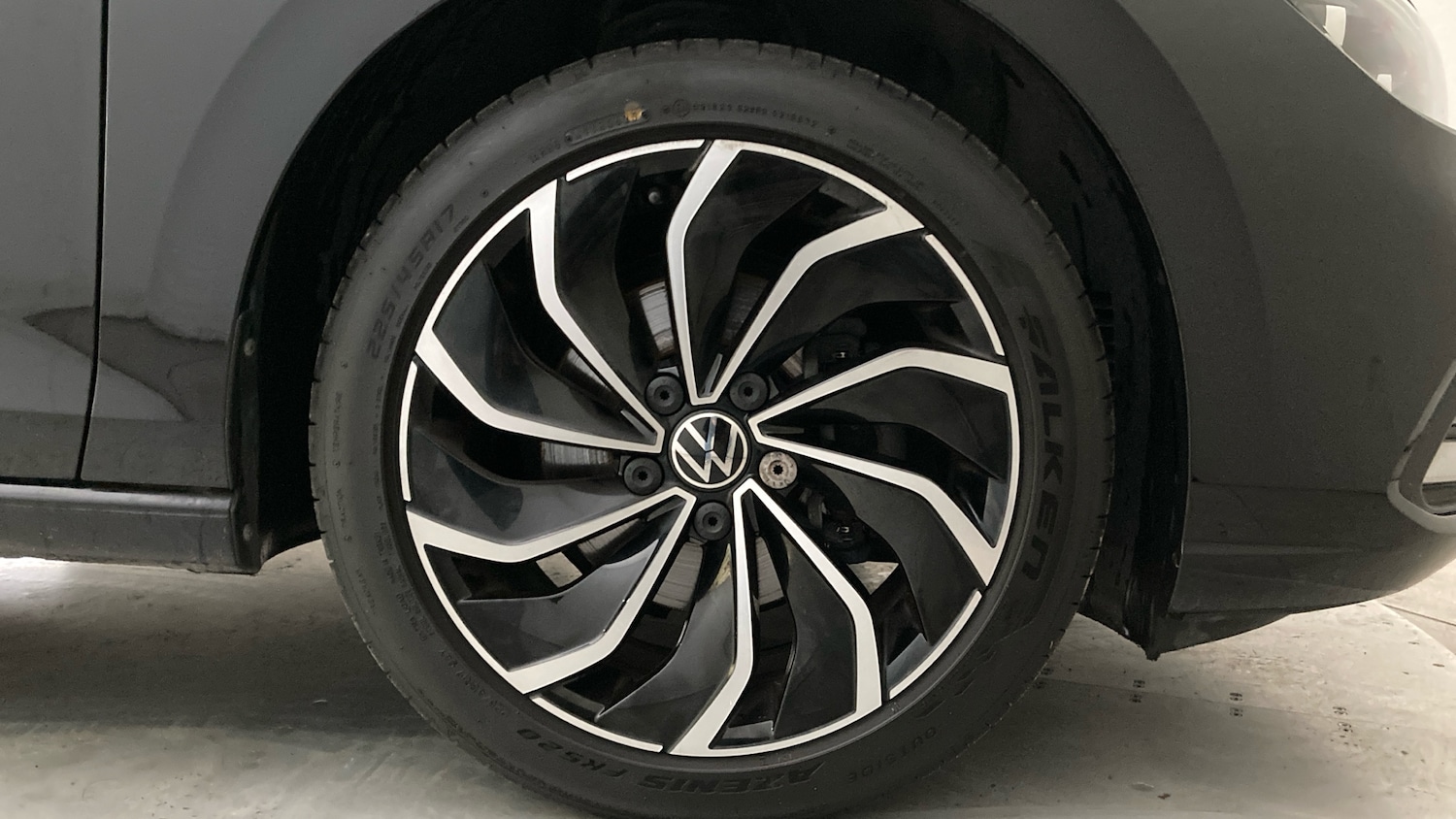 Used Volkswagen Golf 2023 for sale - 76627769: Photo 5