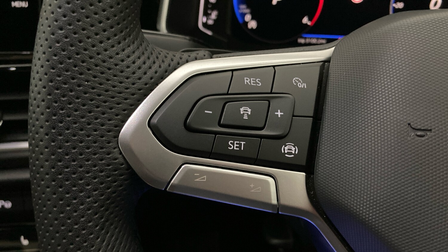 Used Volkswagen T-Roc 2025 for sale - 78149840: Photo 17