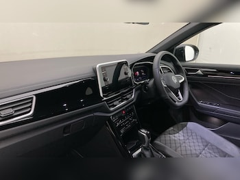 Used Volkswagen T-Roc 2025 for sale - 78149840: Photo