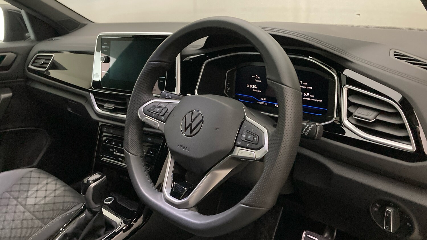 Used Volkswagen T-Roc 2025 for sale - 78149840: Photo 6