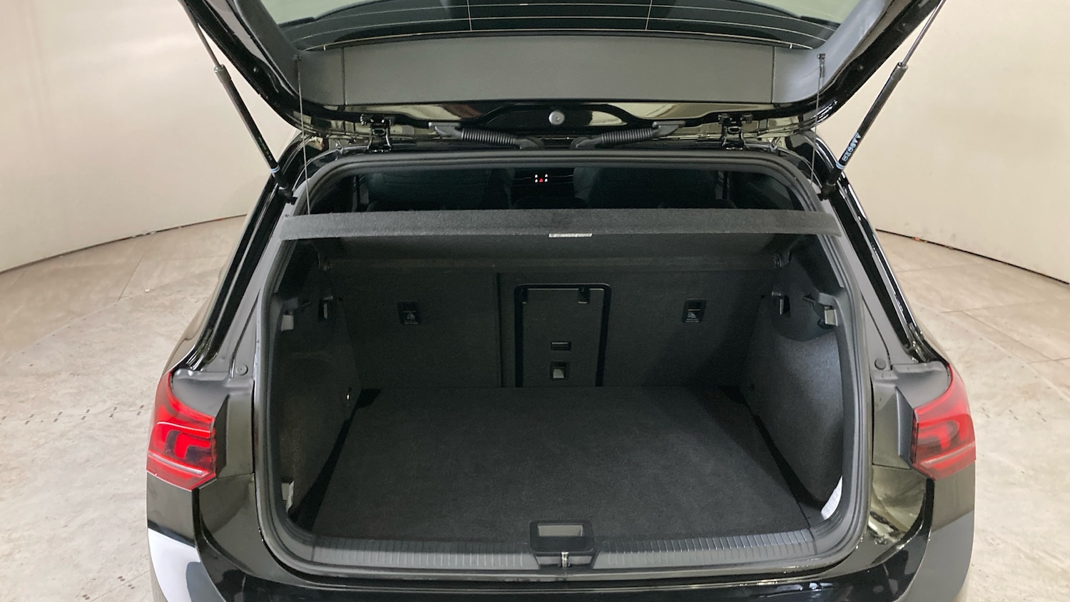 Used Volkswagen Golf 2025 for sale - 77935147: Photo 20