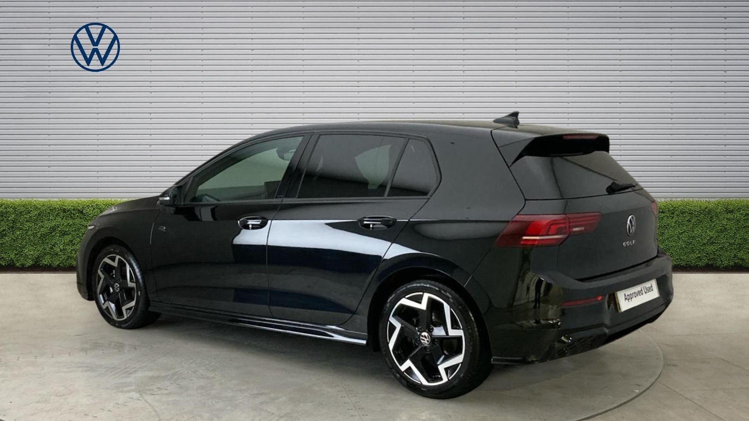 Used Volkswagen Golf 2025 for sale - 77935147: Photo 3