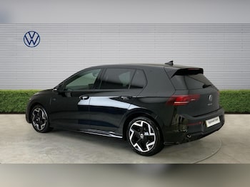 Used Volkswagen Golf 2025 for sale - 77935147: Photo