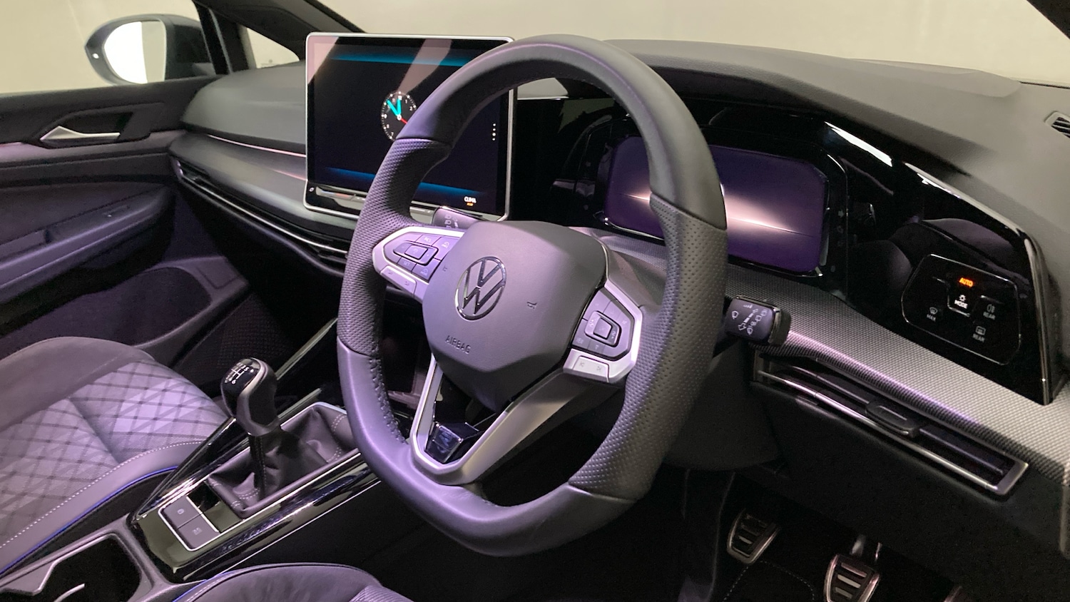 Used Volkswagen Golf 2025 for sale - 77935147: Photo 6