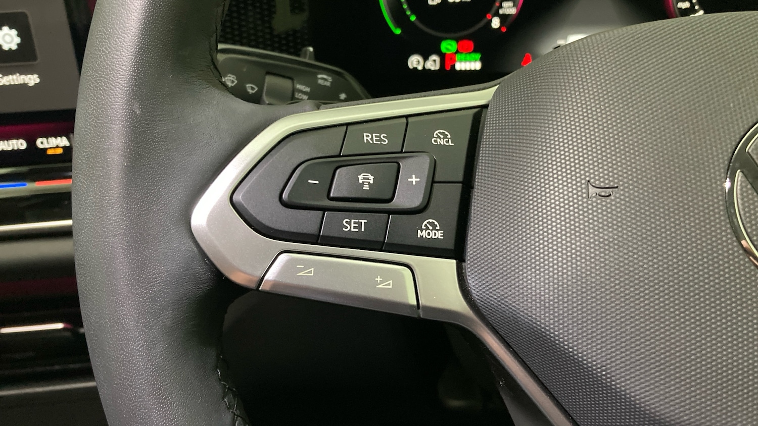 Used Volkswagen Tiguan 2025 for sale - 76531316: Photo 17