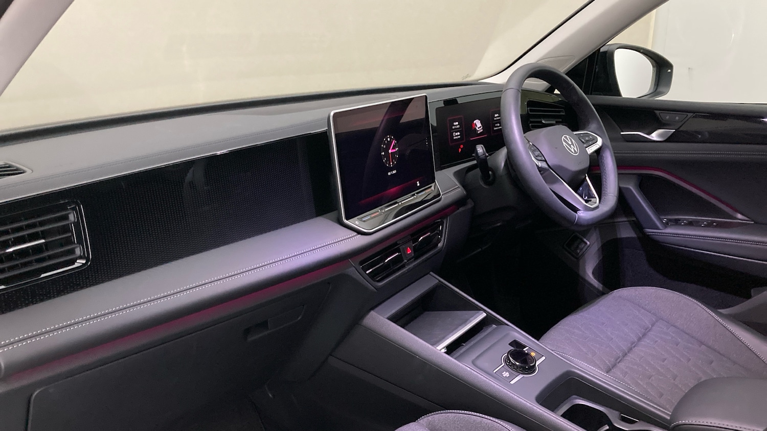 Used Volkswagen Tiguan 2025 for sale - 76531316: Photo 2