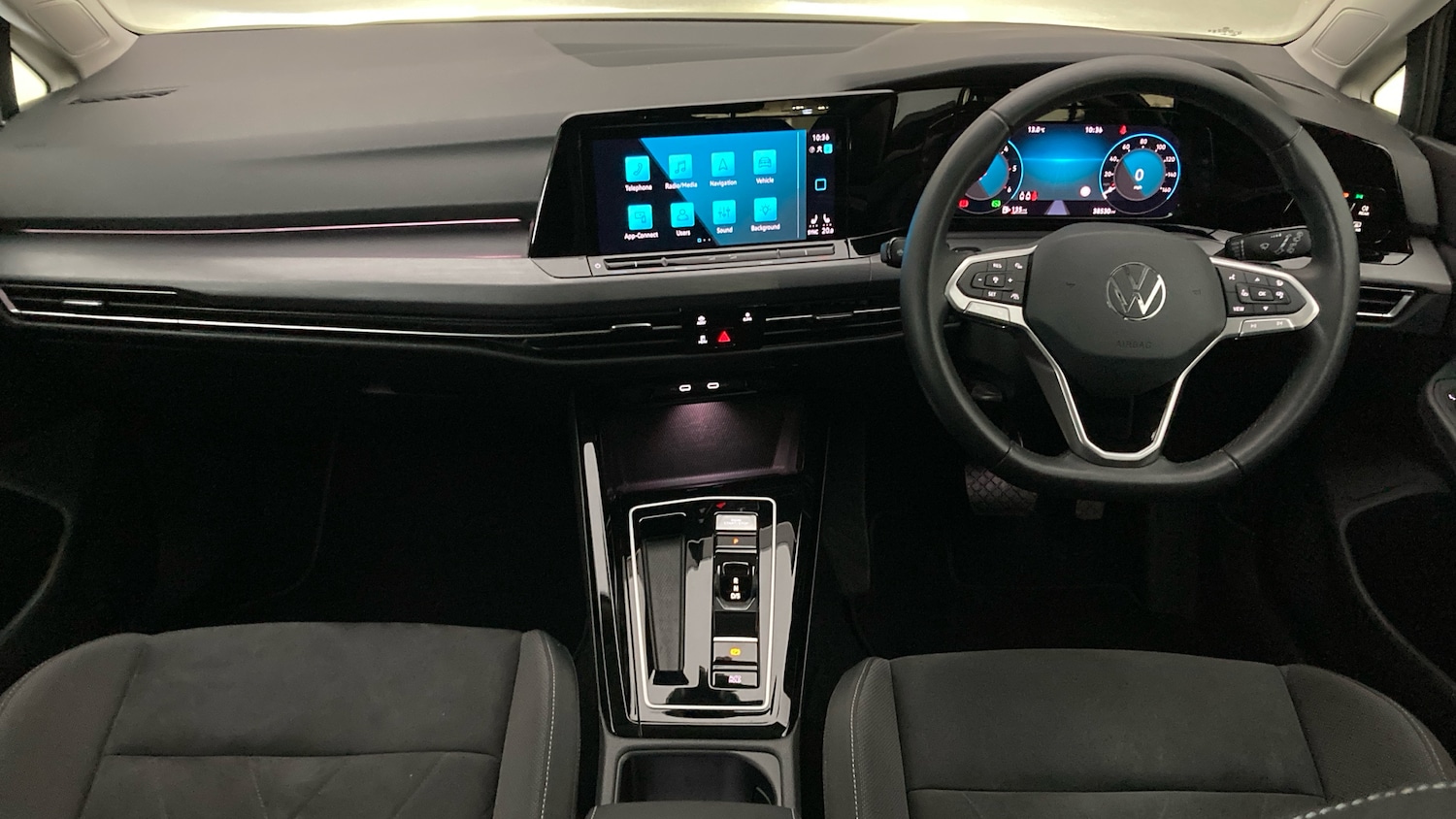 Used Volkswagen Golf 2023 for sale - 76532559: Photo 9