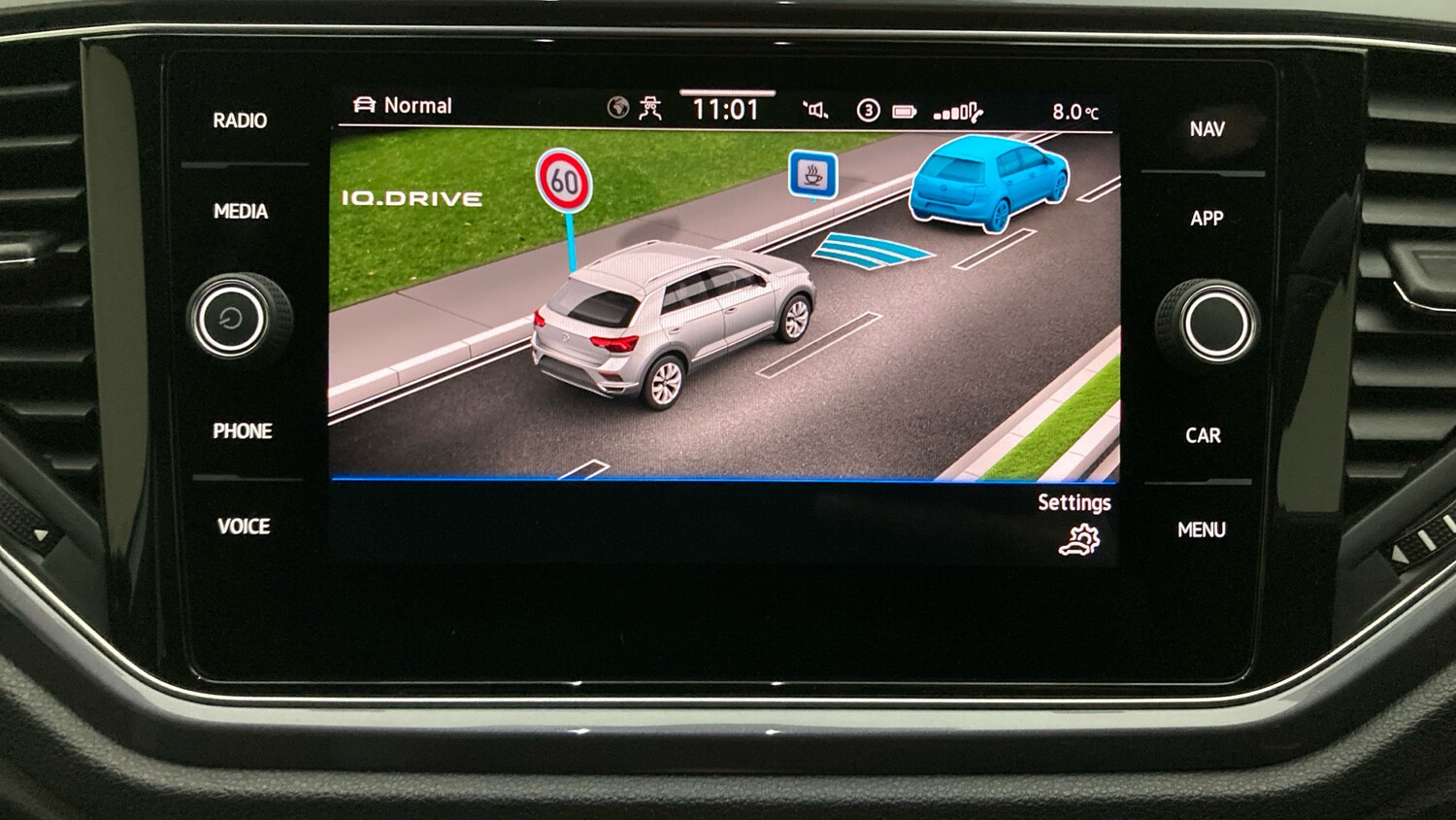 Used Volkswagen T-Roc 2021 for sale - 76637563: Photo 28