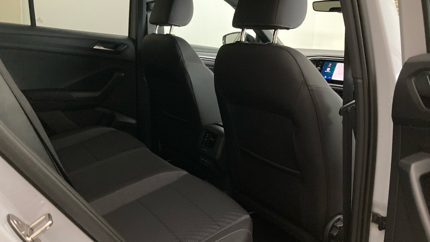 Used Volkswagen T-Roc 2021 for sale - 76637563: Photo 37