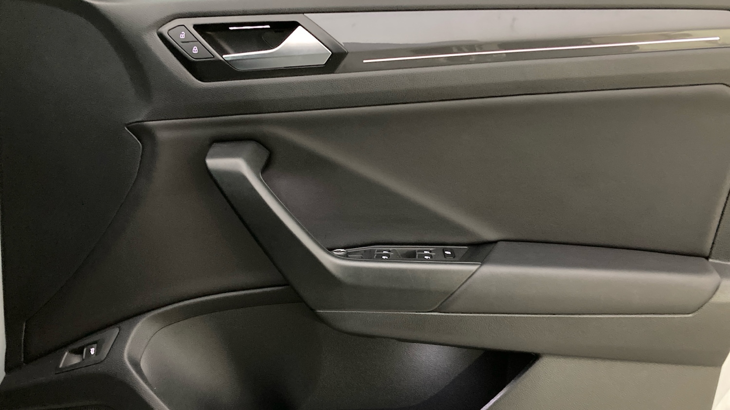 Used Volkswagen T-Roc 2021 for sale - 76859043: Photo 19