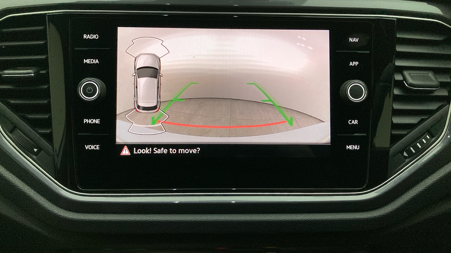 Used Volkswagen T-Roc 2021 for sale - 76859043: Photo 30