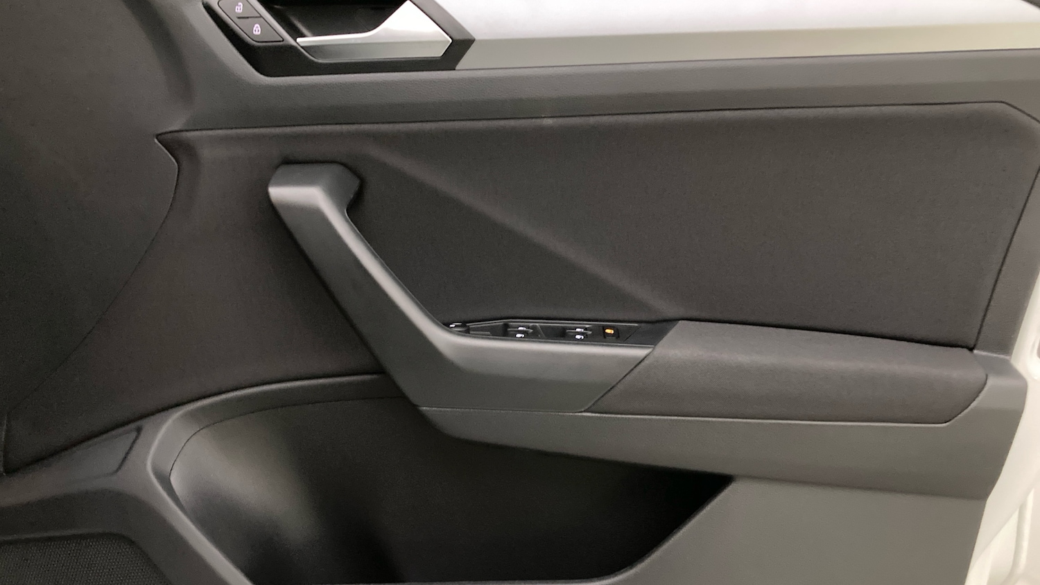 Used Volkswagen T-Roc 2025 for sale - 76602175: Photo 19