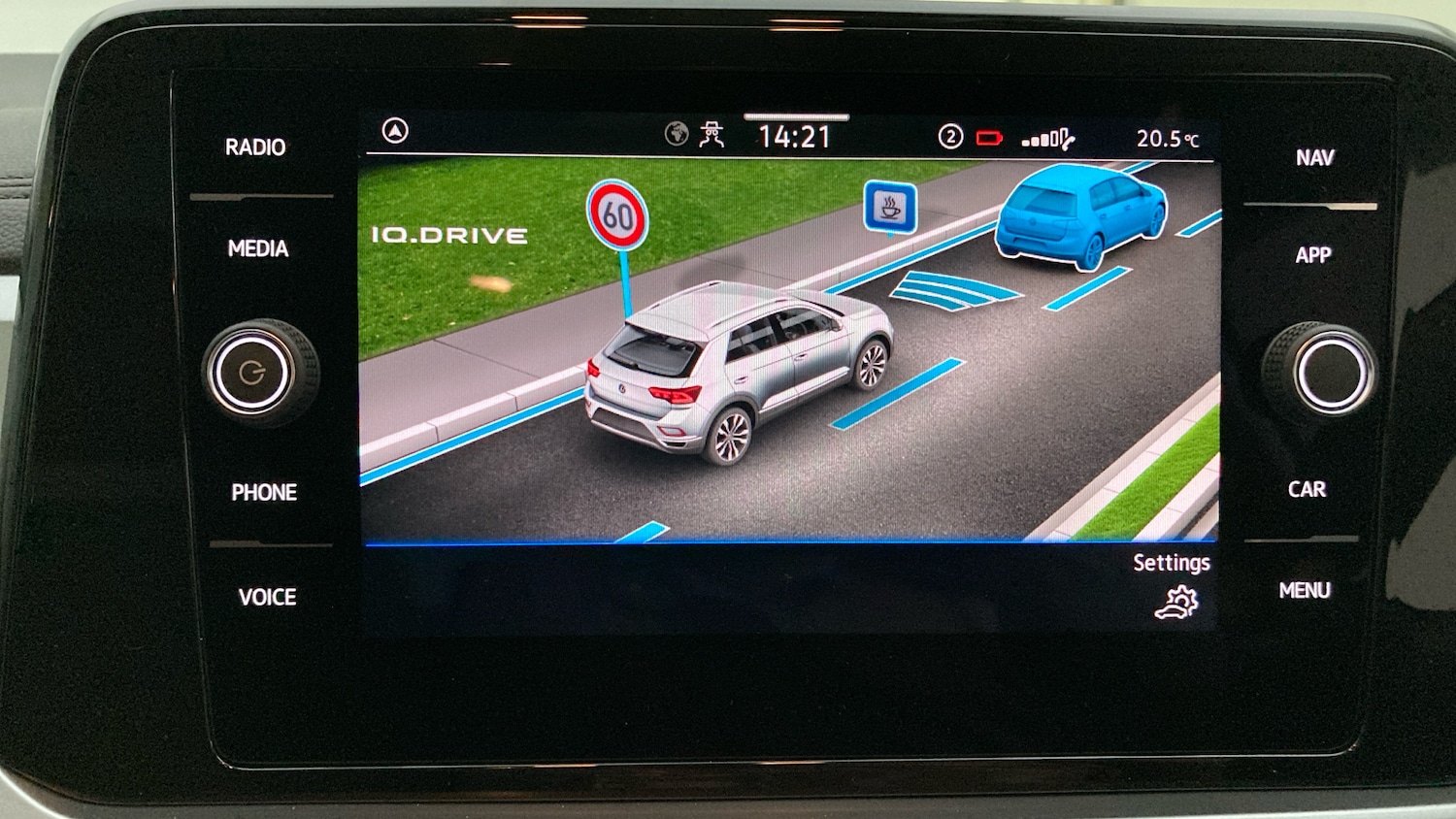 Used Volkswagen T-Roc 2025 for sale - 76602175: Photo 27