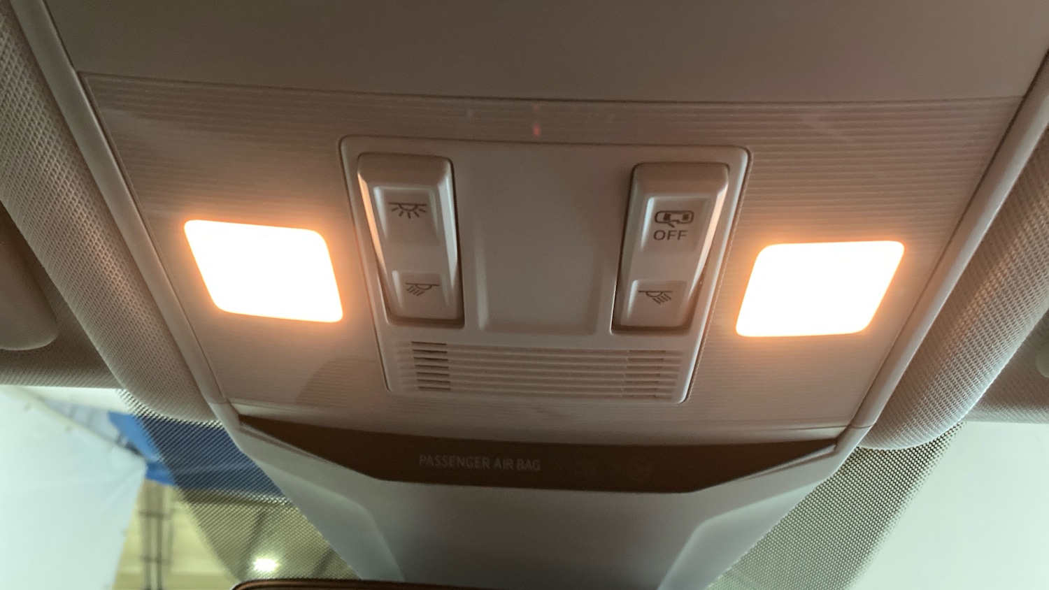 Used Volkswagen T-Roc 2025 for sale - 76602175: Photo 33