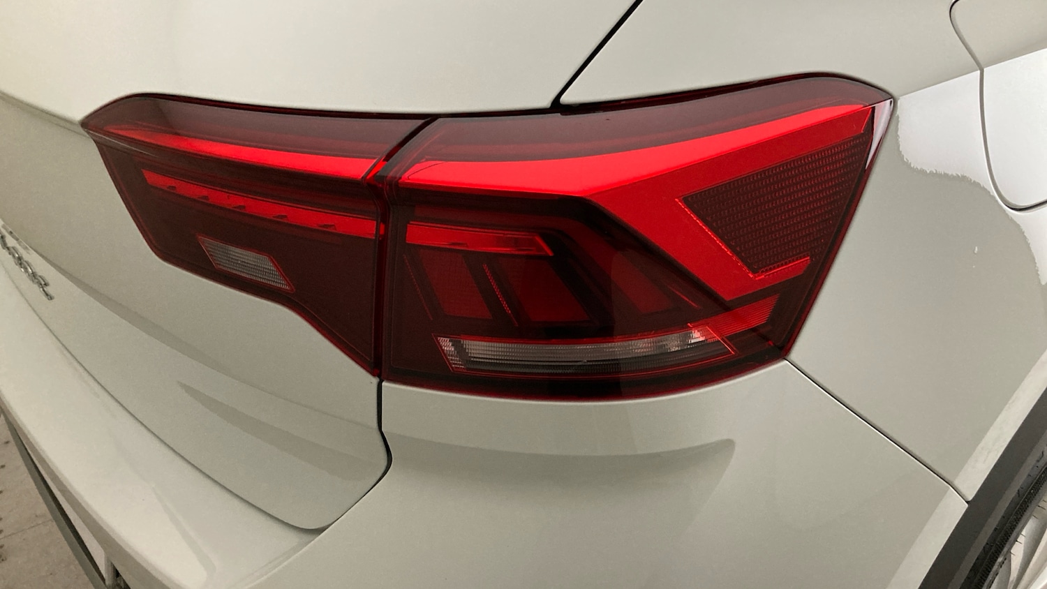 Used Volkswagen T-Roc 2025 for sale - 76602175: Photo 43