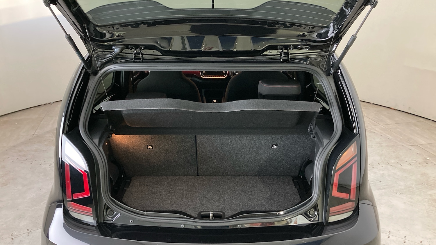 Used Volkswagen up! 2018 for sale - 78092572: Photo 20