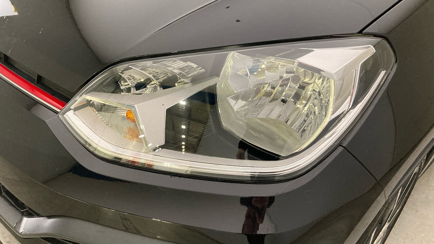 Used Volkswagen up! 2018 for sale - 78092572: Photo 28