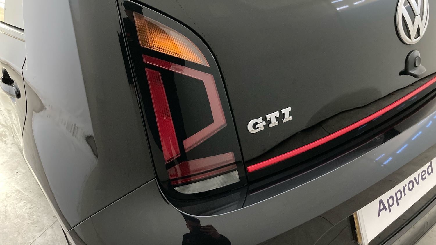 Used Volkswagen up! 2018 for sale - 78092572: Photo 32