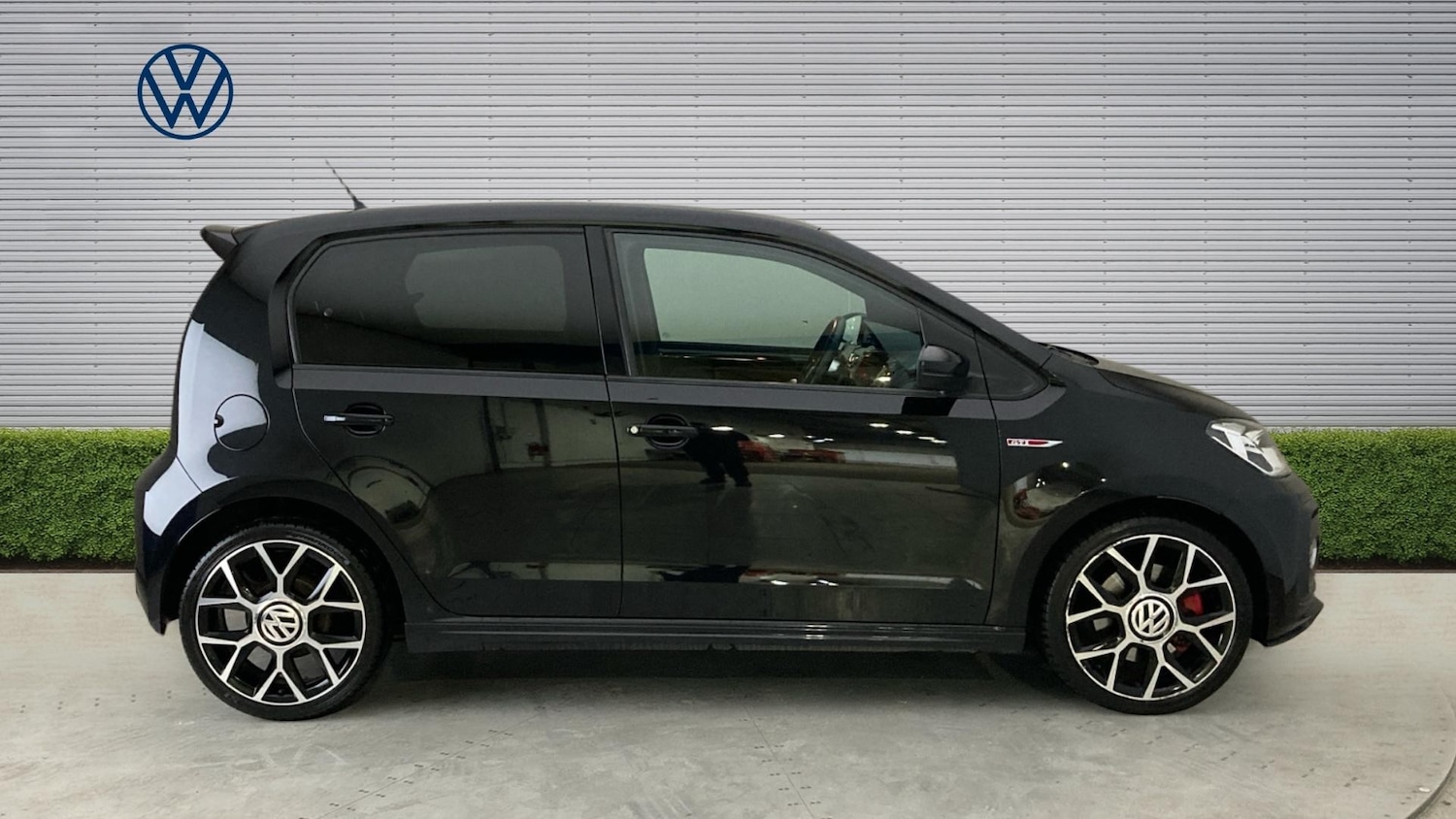 Used Volkswagen up! 2018 for sale - 78092572: Photo 4