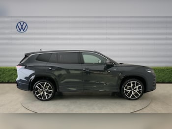 Used Volkswagen Touran 2026 for sale - 77945991: Photo