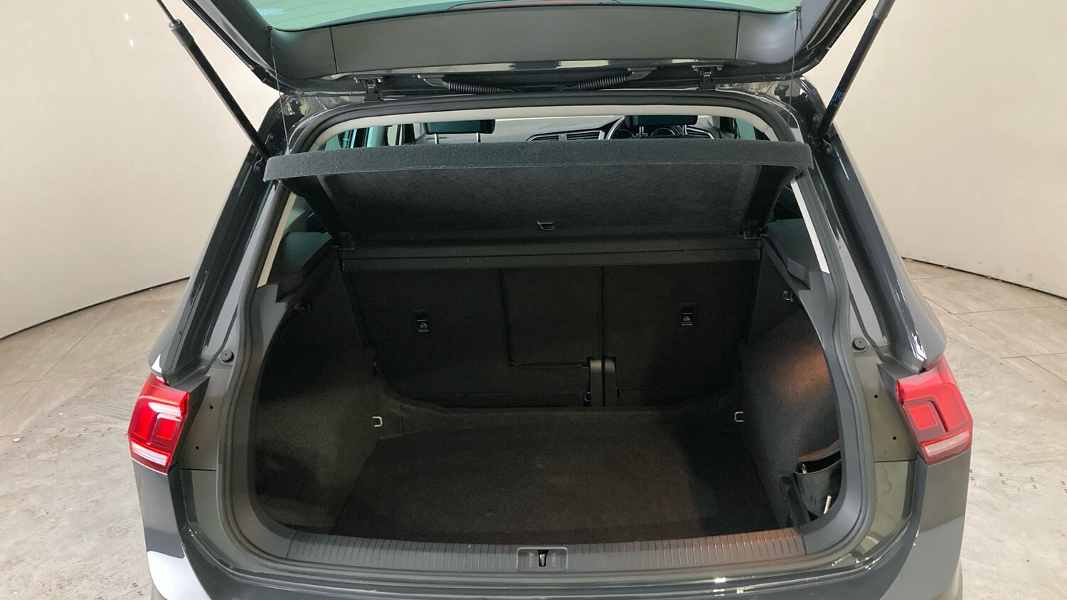 Used Volkswagen Tiguan 2021 for sale - 77758584: Photo 20