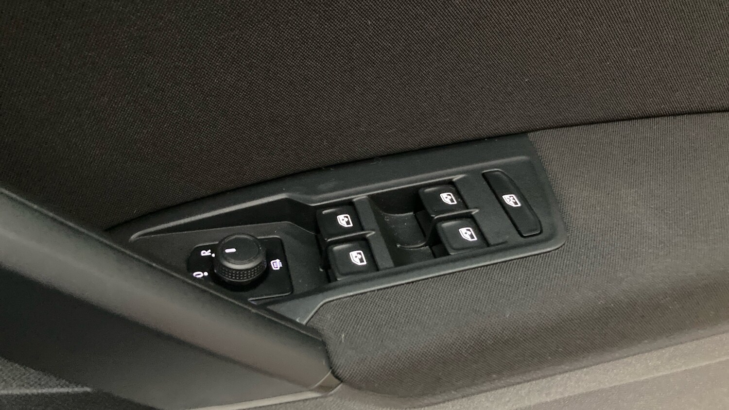 Used Volkswagen Tiguan 2021 for sale - 77758584: Photo 29