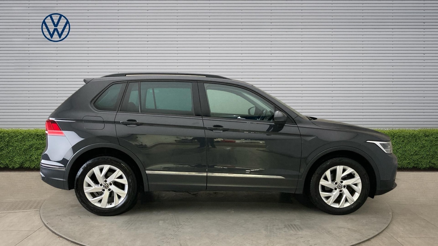 Used Volkswagen Tiguan 2021 for sale - 77758584: Photo 4