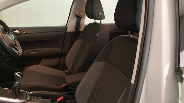Used Volkswagen Polo 2023 for sale - 76289107: Photo 2