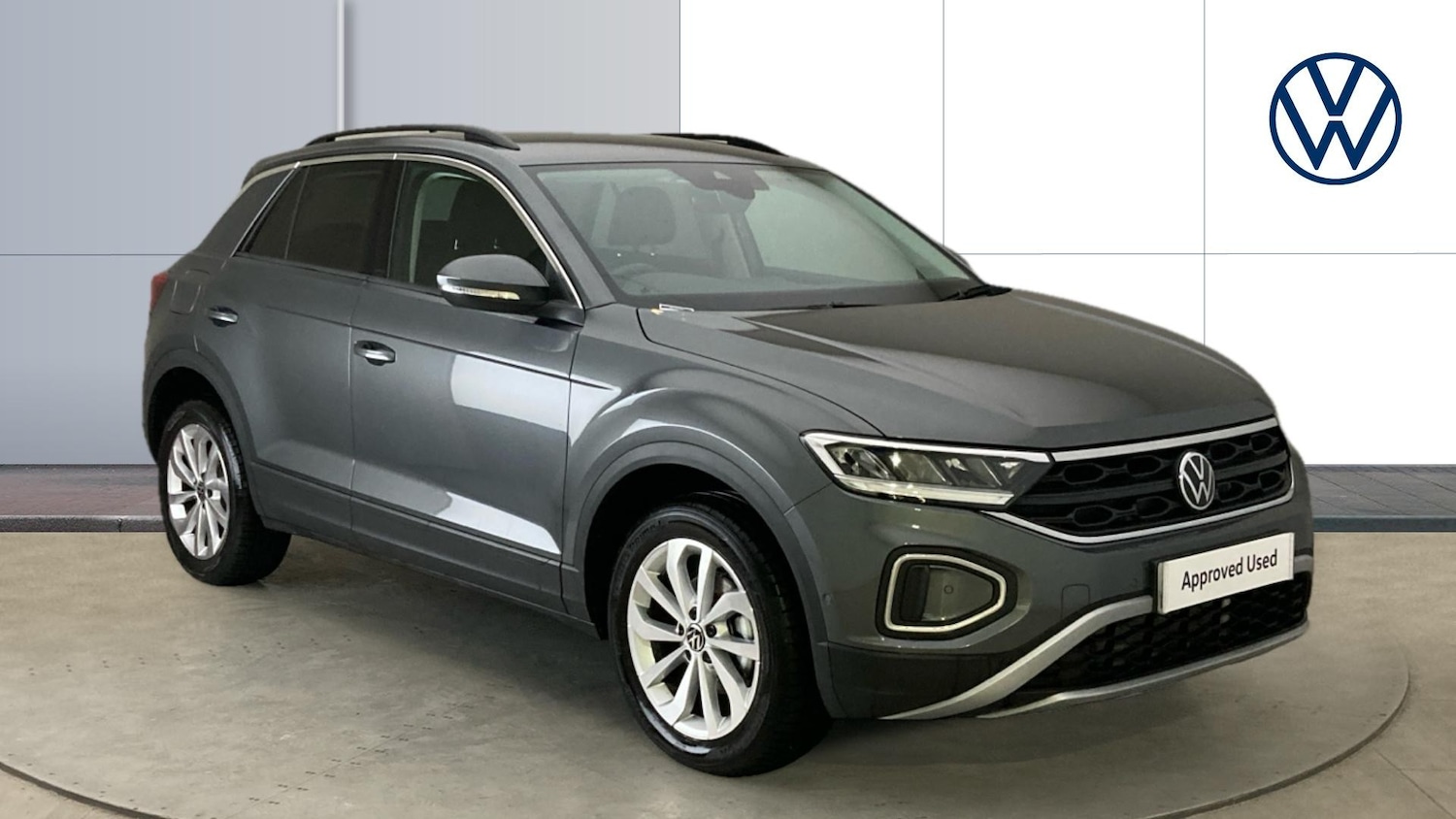Used Volkswagen T-Roc 2025 for sale - 76921176: Photo 1