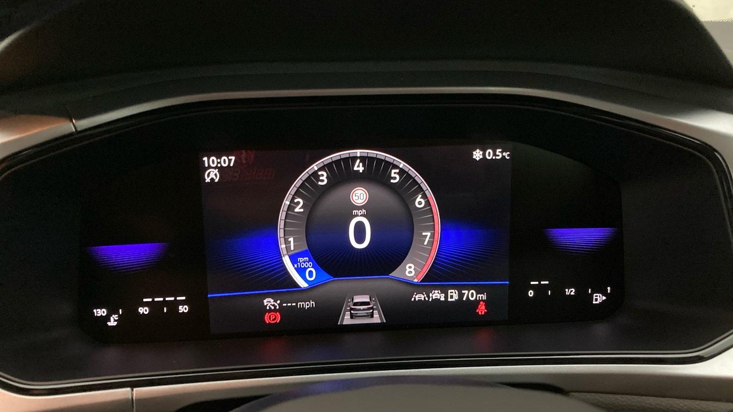 Used Volkswagen T-Roc 2025 for sale - 76921176: Photo 11