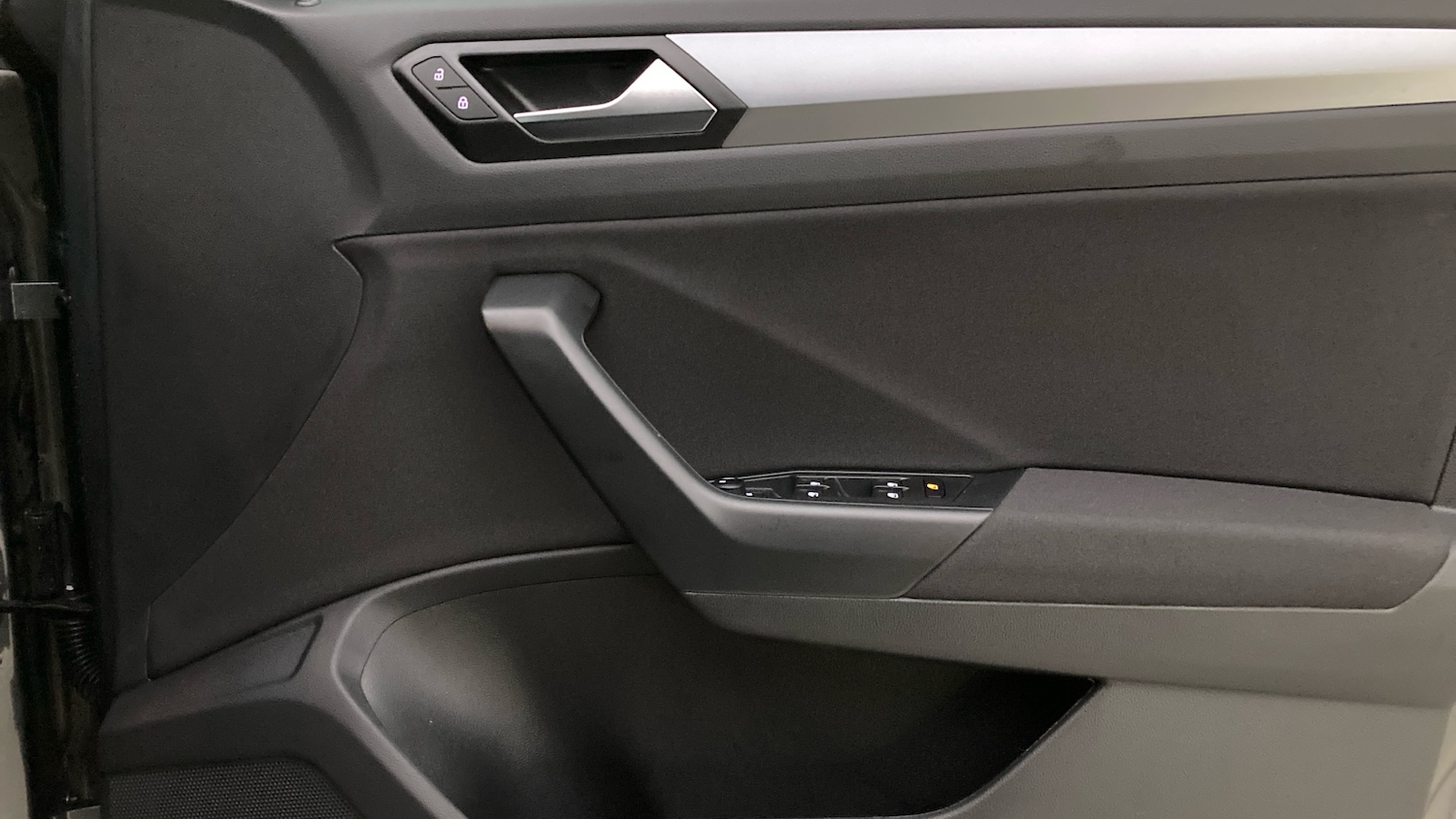 Used Volkswagen T-Roc 2025 for sale - 76921176: Photo 19