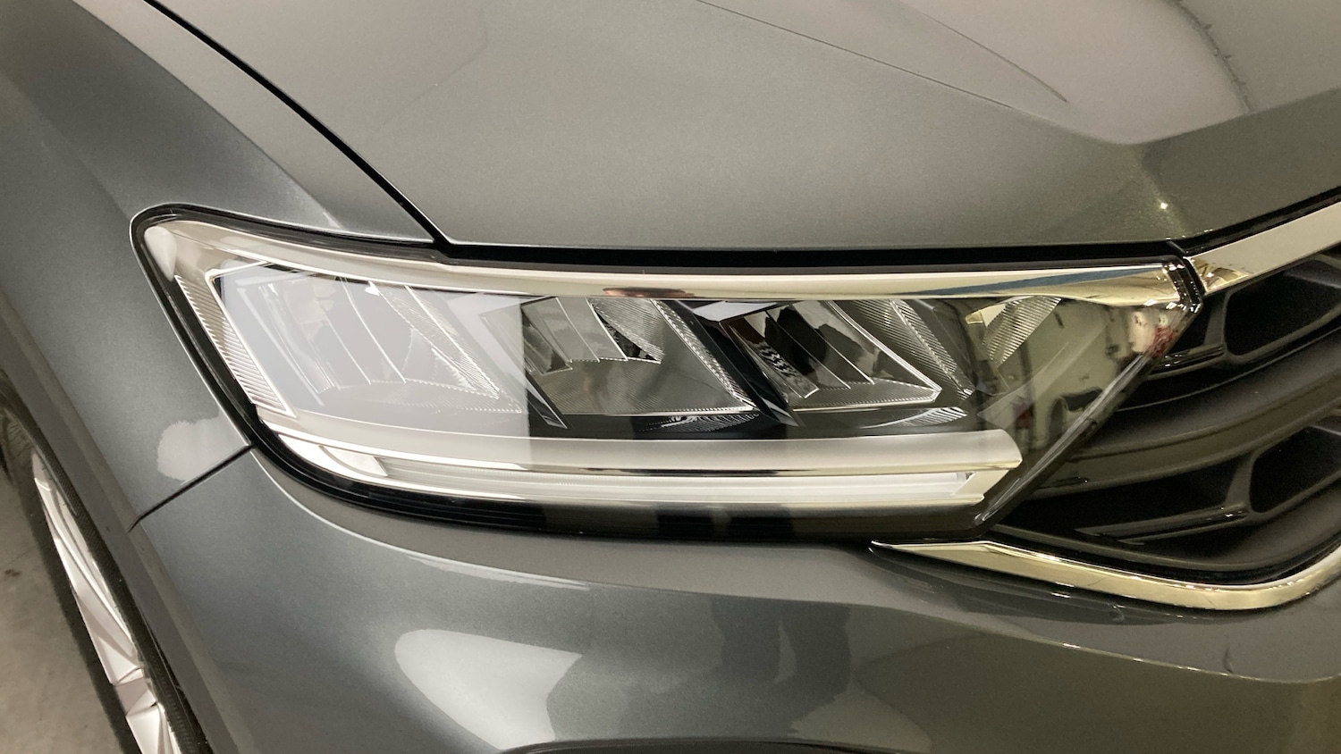 Used Volkswagen T-Roc 2025 for sale - 76921176: Photo 37